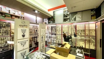 东顺五金有限公司 - 台北市