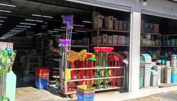 信義五金百貨農具大賣場 - 545台湾南投縣埔里鎮信義路666號