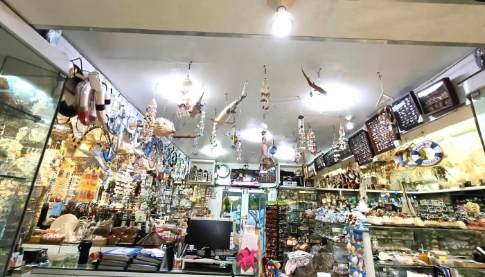 Bei Ke Mei Shu Guan Bei Ke 23Yi Pin Qi Ye Xing Quan Bu - Pingtung County, Hengchun Township