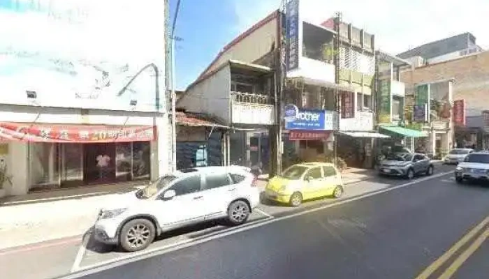 Feng Shi Xi Fu Yi Lan Luo Dong  Nan Shi Xiu Xian Shang Wu Xi Zhuang Dian Jie Jing He 360 Du Quan Jing Zhao - Yilan County, Yilan City