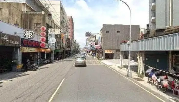 Jia Le Fu Bian Li Gou Xin Zhu Nan Da Dian Jie Jing He 360 Du Quan Jing Zhao - Hsinchu City, East District