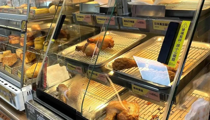 Quan Jia Bian Li Shang Dian Ma Zu Fu Yun Dian Nei Bu - Lienchiang County, Nangan Township