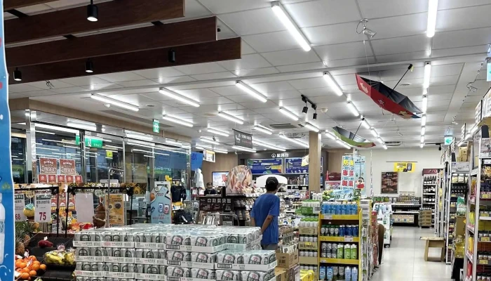 Quan Lian Fu Li Zhong Xin Pxmart Jia Yi Min Guo 照片 - Chiayi City, East District