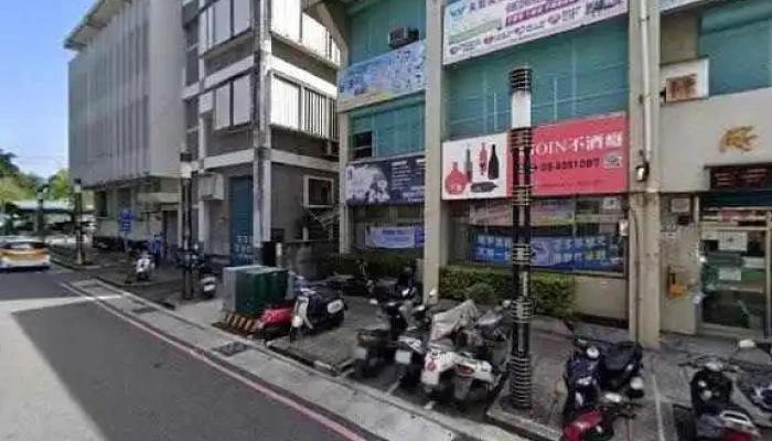 Ren Da Fu Zhuang You Xian Gong Si Jie Jing He 360 Du Quan Jing Zhao - Yilan County, Luodong Township