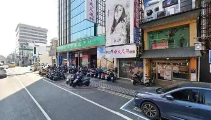 Se Qian Bi Jia Da Chi Ma Ping Dong Dian Jie Jing He 360 Du Quan Jing Zhao - Pingtung County, Pingtung City