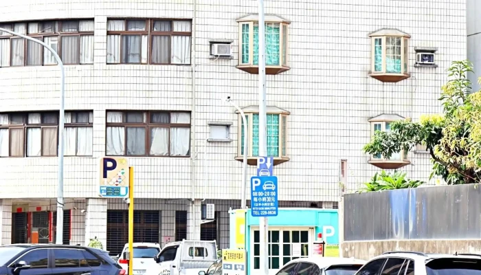 Xiang Tian She Qu Chao Shi 網站 - Kaohsiung City, Zuoying District
