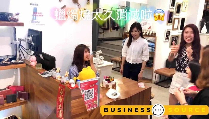 Chi Chi Jing Pin Fu Shi Nei Bu - Taichung City, West District