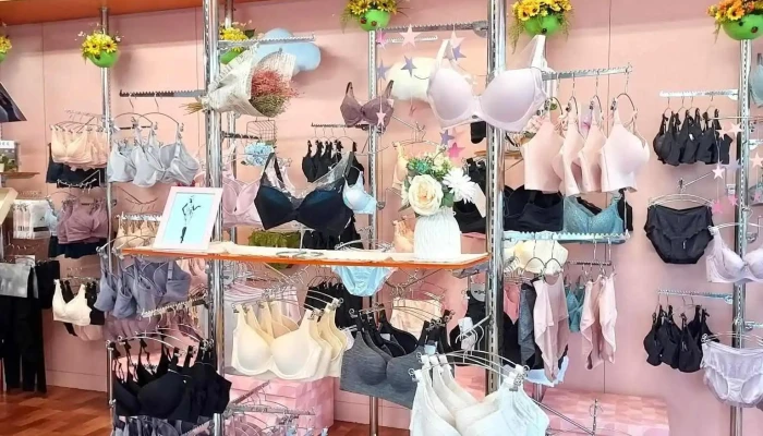 Easy ShopYuan Lin San Min Dian Quan Bu - Changhua County, Yuanlin City
