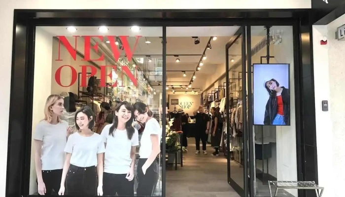 Queen Shop 高雄市瑞豐門市 - Kaohsiung City, Gushan District