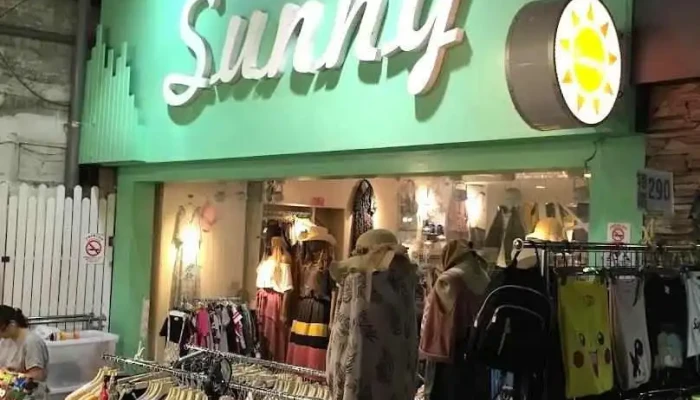 罗东夜市sunny服饰 - Yilan County, Luodong Township